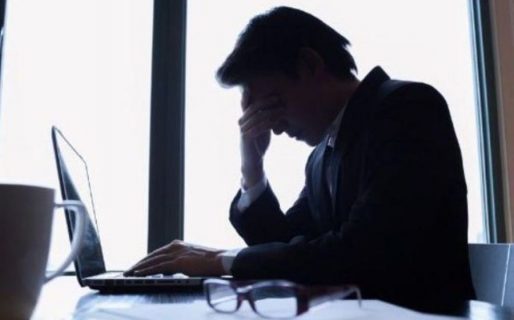 Se perdieron 120.000 puestos de trabajo en blanco en un año