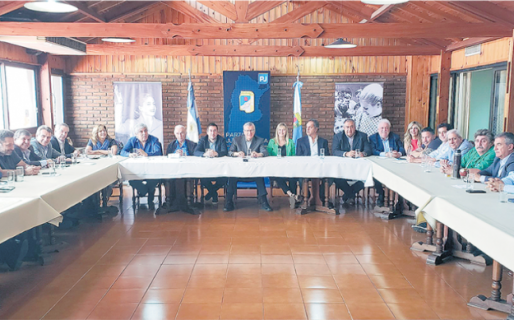 Una reunión abierta a todos en el peronismo