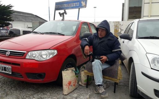 Murió el baterista que cuidaba autos en el centro