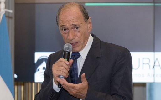 Juristas cercanos a Unidad Ciudadana estudia posibilidad de reforma constitucional