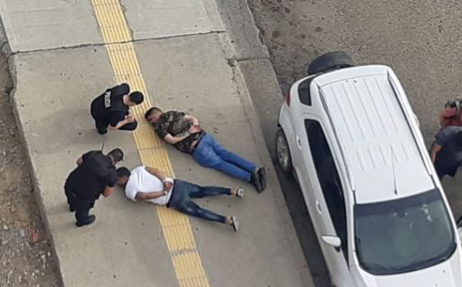 Cayeron dos “mulas” con casi 8 kilos de cocaína