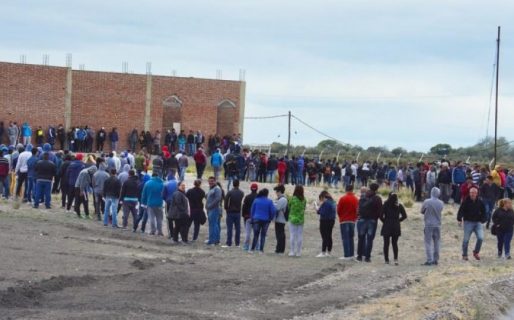 Dos mil candidatos para cubrir 120 vacantes