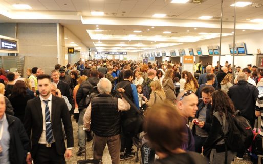 Alberto Fernández les pidió a los pilotos de Aerolíneas que no realicen más paros