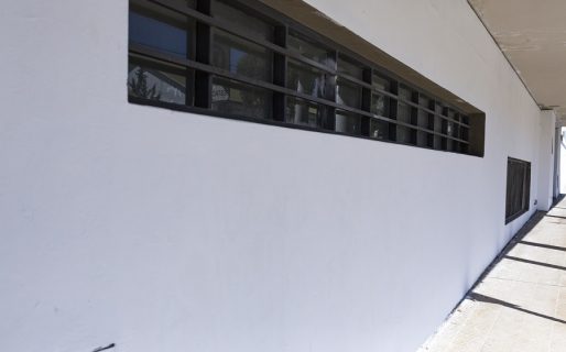 La Municipalidad volvió a pintar las paredes de la Catedral