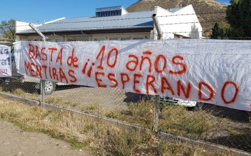 Vecinos de km. 17 se manifestaron en la Secretaria de Tierras
