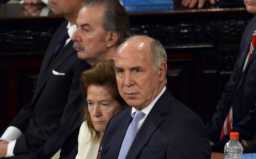 La Corte Suprema bloqueo las reelecciones de Casas y Weretilneck