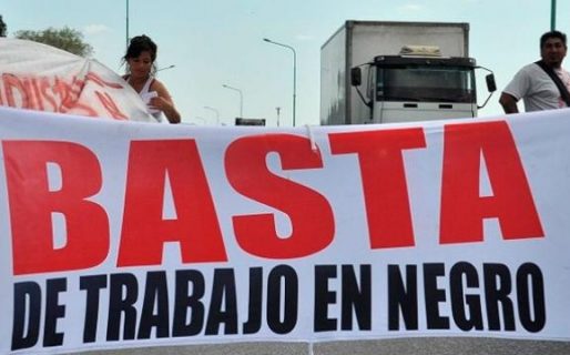 Hay casi cinco millones de trabajadores “en negro” en todo el país