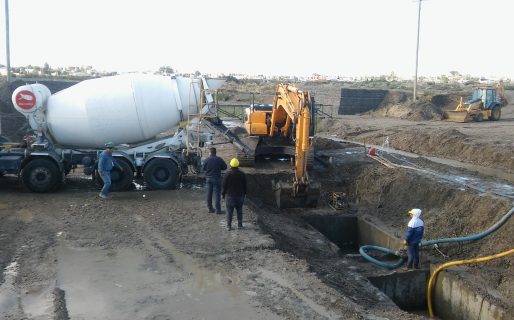 Vialidad Provincial avanza en la construcción del puente de Caleta Córdova