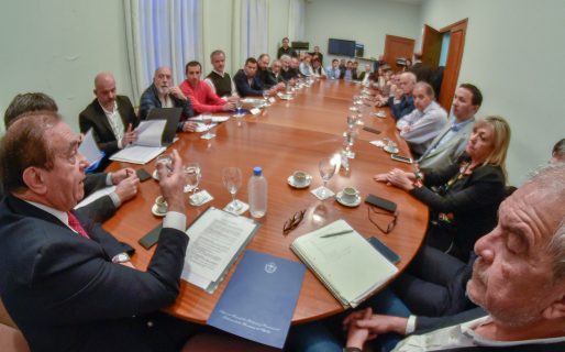 Fuerte apoyo de Intendentes, Cooperativas y Gremios para resolver la deuda con CAMMESA