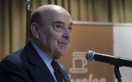 Cavallo sugiere a Macri que guarde los dólares del FMI