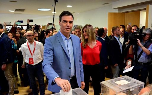 Elecciones en España: Arriba el PSOE y entra Vox al Parlamento