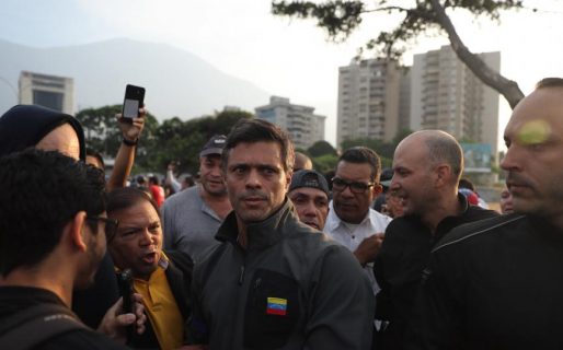 Liberaron a Leopoldo López y Guaidó llamó a derrocar a Maduro