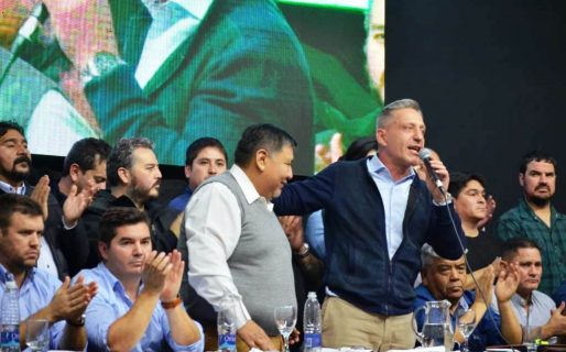 Arcioni: “En los momentos de crisis, siempre hemos contado con los gremios petroleros”