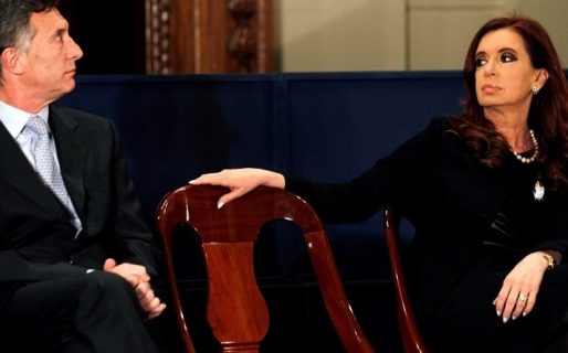 Una brecha que se achicó: la imagen negativa de CFK es seis veces menor, la de Macri estalló