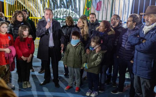 Quedó inaugurado el playón deportivo de Fracción XIV y XV﻿