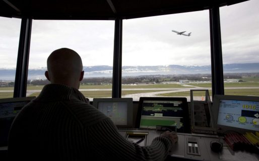 Nuevas medidas gremiales de los controladores aéreos hasta fin de mayo