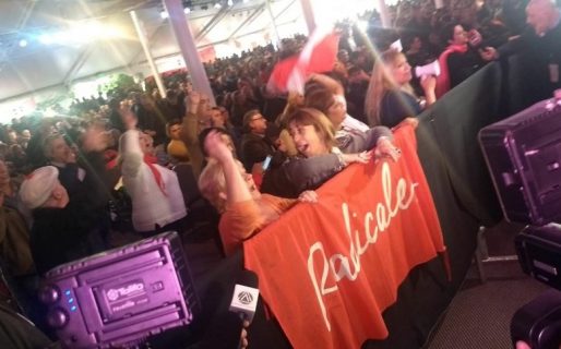 Insultaron a Macri en la convención radical