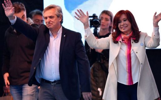 Los Fernández siguen arriba de la fórmula Macri-Pichetto