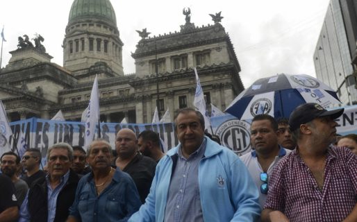 Desde la CGT, amenazan con un paro de hasta 48 horas