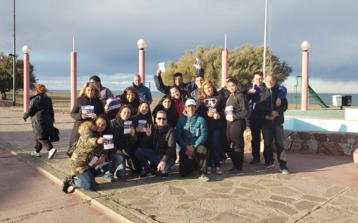 Militantes de Chubut Al Frente recorrieron los barrios de Rawson