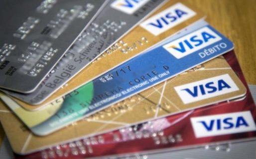 El cepo llegó a las tarjetas de crédito: US$ 50 por mes