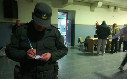 En Trelew, relevaron gendarmes por maltratar a periodistas que cubrían las elecciones