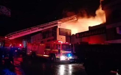 Se incendió la tradicional juguetería «La Buhardilla»
