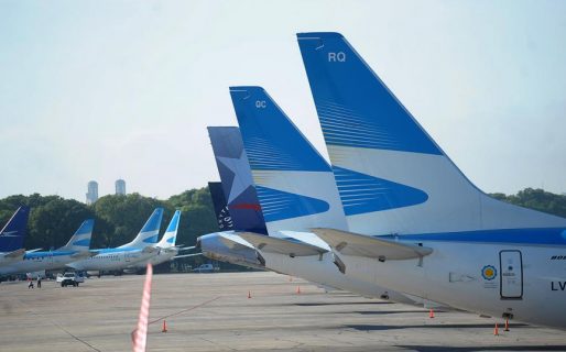 <strong>Un especialista garantizó la seguridad en los vuelos de Aerolíneas en medio de la revisión que se realiza a 8 aviones</strong>