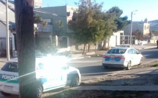 Encañonaron a una mujer en el interior de su domicilio