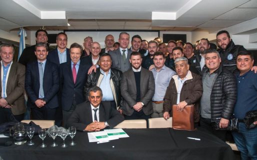 Petroleros y el Gobernador cerraron con Tecpetrol la subida de un nuevo Perforador en Chubut