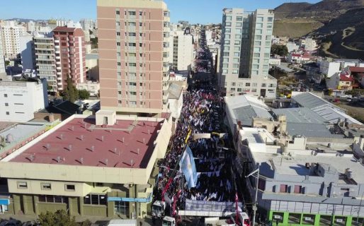 José González: «Nos corresponde como dirigentes sindicales pacificar y encauzar al gobierno provincial»