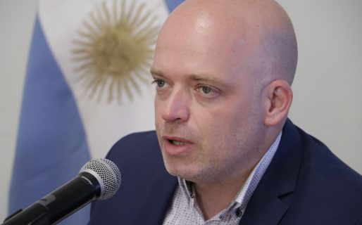 Pizzi desmintió su salida del gabinete provincial