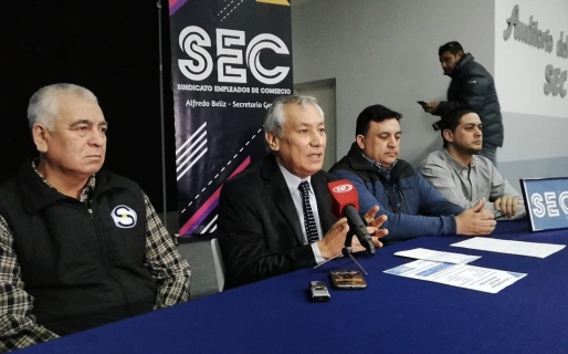 Béliz firmó un convenio con gremios para utilizar las instalaciones del SEC