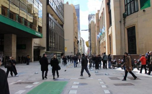 Default selectivo: Riesgo país rumbo a 2.500 pb y dólar a $60