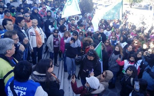 Estatales lanzan paro por 72 horas y convocan a una marcha