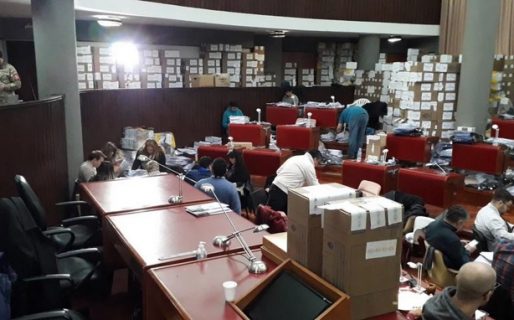 El escrutinio de Comodoro se demora por desprolijidades y anulaciones