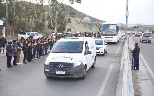 Emotivo cortejo fúnebre a las docentes Jorgelina y María Cristina