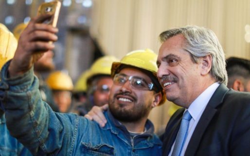 Fernández busca alcanzar diferencia para negociar con gremios y empresarios