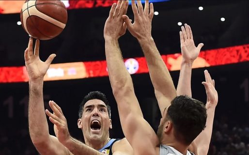 Argentina aplastó a Polonia y espera rival