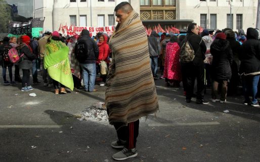 El ajuste fiscal aumentó la pobreza y no bajó la inflación