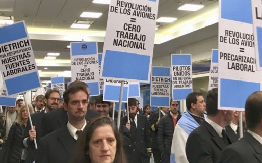 Pilotos relanzan «plan de lucha» contra política aerocomercial del Gobierno