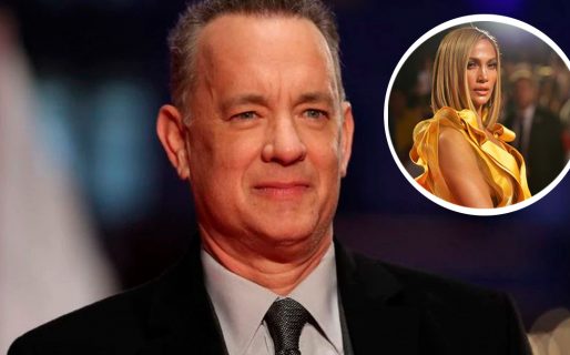 Polémico: Tom Hanks se limpió un beso de Jennifer López