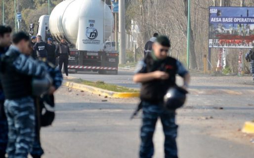 Interna en la UOCRA: Nuevos incidentes en una destilería de YPF de La Plata