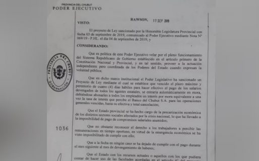 El gobernador vetó la ley que fijaba intereses por pago de sueldo atrasado a estatales