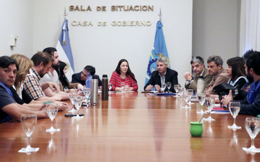 El Gobierno propuso pagar la cláusula gatillo en dos cuotas