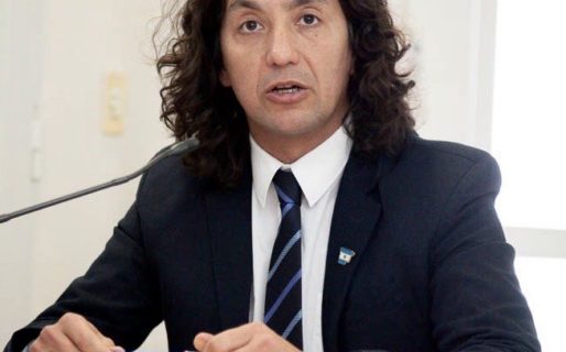 Concejal de Rada Tilly pide votar por Luque