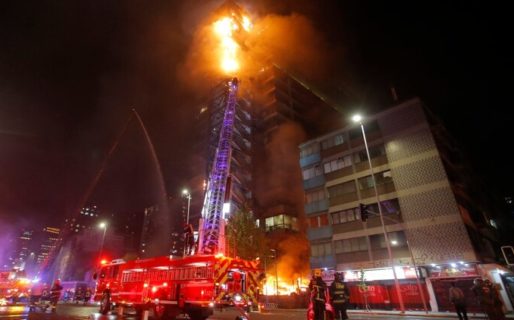 Piñera dispuso el estado de emergencia en Santiago por las violentas protestas