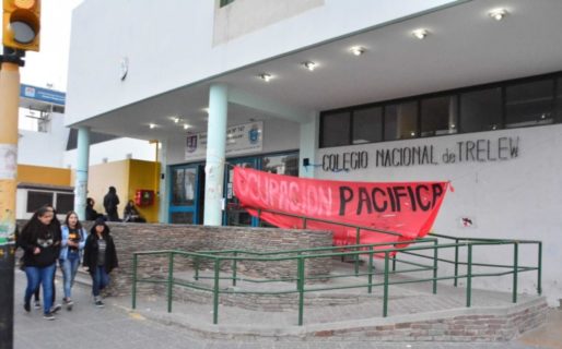 Provincia espera que en la semana los estudiantes entreguen las escuelas tomadas