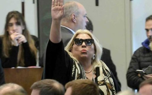 Carrió fue a despedirse de Macri: «No estaré más en la política”