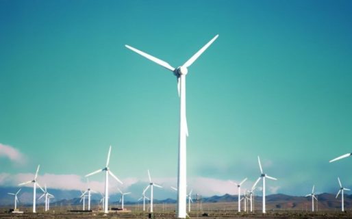 Frenaron la obra del parque eólico de Madryn y suspendieron a 900 operarios